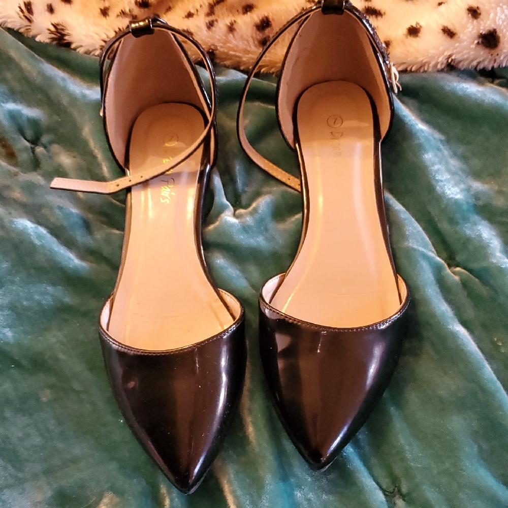 Dream Pairs Black Ankle Strap Flats